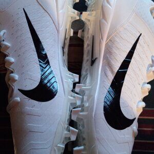 New Nike cleats size 16